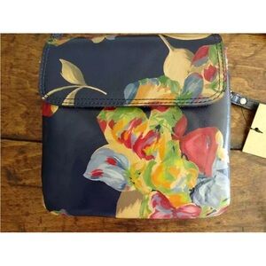 Patricia Nash Navel Floral Snap Flap Crossbody Bag.👜👜